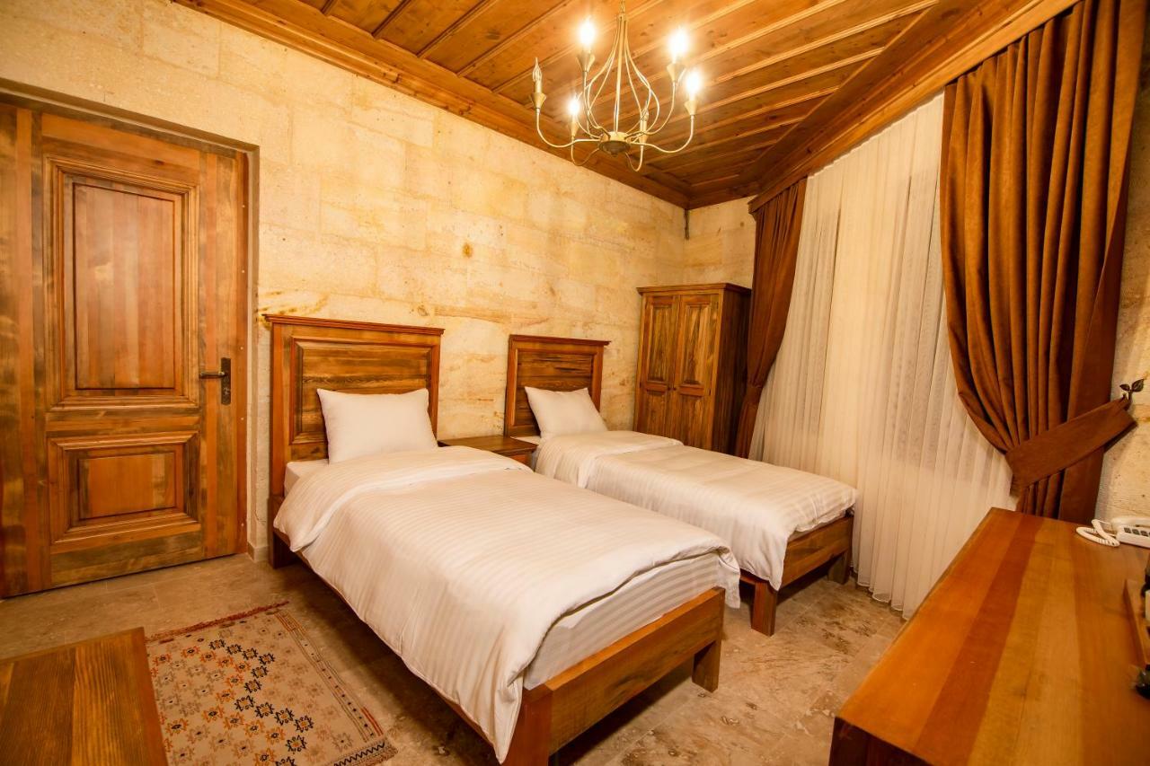 Ikarus Cappadocia Hotel Uchisar Exterior photo